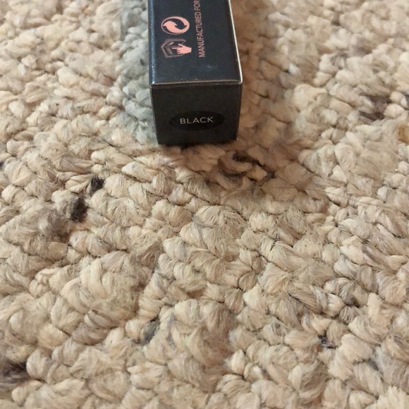 Maelle Above and Beyond Mascara Black - Picture 2 of 2